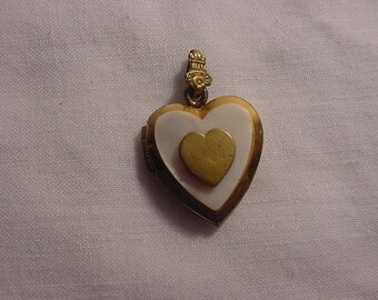 Vintage 1 / 20 12 K Gold Filled Mother Of Pearl Heart Locket 14 - 26