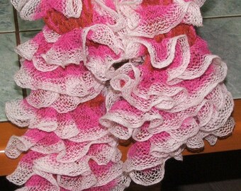 scarf pink, White ruffles and a bit of orange