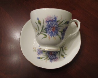 Dutchess fine bone china tea cup and saucer set from England