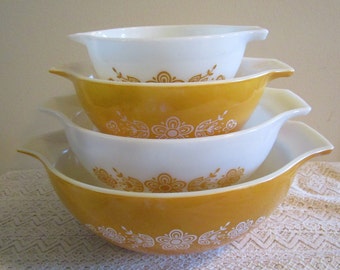 Pyrex Butterfly Gold, #441, 442, 443, 444, Cinderella Handles, Pyrex Mixing Bowl Set