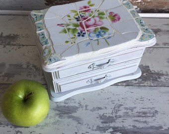 Vintage Broken China Mosaic Jewelry Box - White Pink Floral - Small