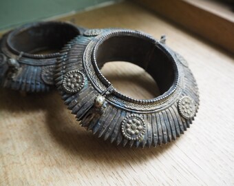 Antique Vintage Rare Indian Orissa Odisha Vishnu Chunky ATS Hippie Tribal Fusion Ethnic Cuff Bracelet Pair x 2