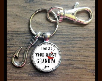 BEST GRANDPA keychain, gift for GRANDA w Hook charm, I / We hooked the Best Grandpa Papa Poppy, personalized from Grandchild, Father's Day