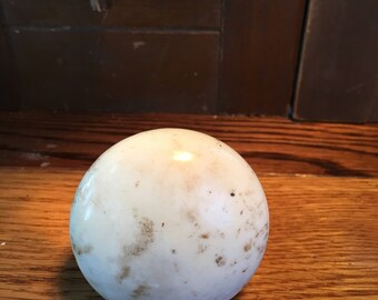 ONE (1) Antique White Porcelain Doorknob