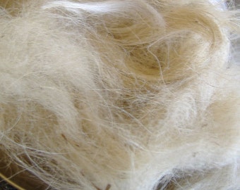 Llama Fiber Refill for Bird Nesting Ball