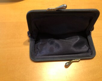 Elegant black nylon kiss clasp vintage wallet coin purse