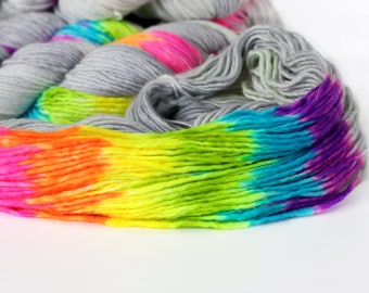 SILVER LINING DK 240 yards/ 'Cloud' Yarn Base / superwash merino single, hand painted