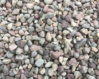 Purple/Gray Pebble Top Dressing