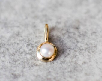 Pearl pendant, 14k gold necklace, White pearl pendant, Charm pendant, Freshwater pearl, Dainty necklace, Bridal jewelry, Pearl jewelry