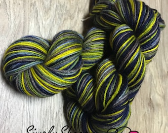 Hand dyed self striping yarn