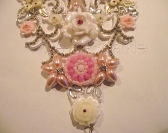 Stunning Statement Necklace