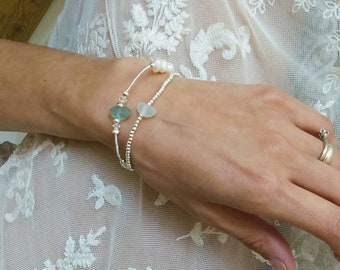 Sea glass bracelet.Silver beaded bracelet.Sea glass jewellery.gift for her under 15.silver bracelet.boho bracelet.boho jewellery.handmade