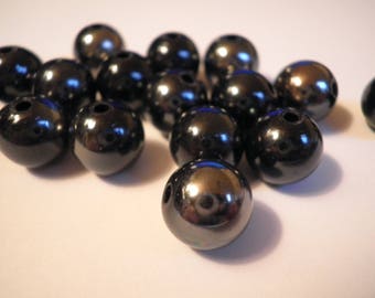 10 black and silver acrylic beads 10 mm