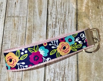 Lily Pulitzer key fob/Lily Pulitzer/key fob/key fob key chain/flower key fob/floral key chain/floral key fob/keychain/key chain/vera bradley