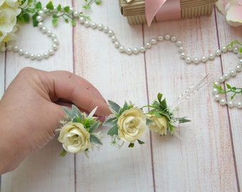 Wedding hair pins Flower accessories Bridal hair Ivory roses Set of hair pins Flower girl hair Wedding hair Flower hair pins Boho wedding