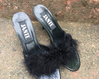 Vintage Black Feather Heels. Janie Womens Shoes. Size 8.