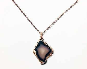 Copper wire wrapped agate pendant