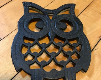 Vintage Cast Iron Owl Trivet