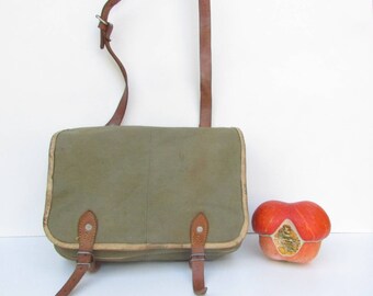 Green Military Canvas Bag, Soviet Army Canvas Bag, Old Messenger Bag, School bag, USSR type Cold War, haversack, Army Green Bag, Gift Idea