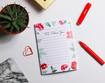Note pad with floral motif watercolor