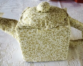 Teapot tissue box cover