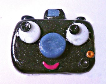 Camera badge, Camera pin, Camera brooch, Camera, Kawaii Badge, badge, pin, brooch, Kawaii, Polymer clay