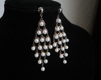 Vintage Dangle Pearl Earrings