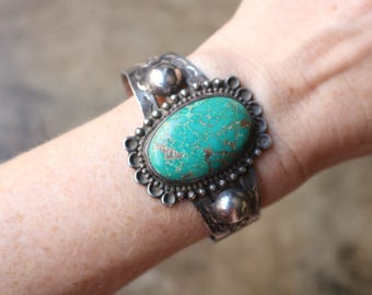 Navajo Style Ingot Cuff / 30's to 40's Turquoise Bracelet / Early Silver Southwest Jewelry