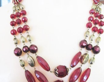 Red Plastic & Gold Beads Necklace