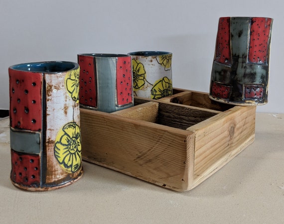 Handmade Ceramic Cup Set, 4 mugs with Recycled Wood Tray
