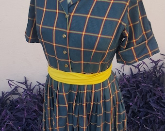 Repro 1950s Plaid Shirtwaist Day Dress, Modern size 6-8
