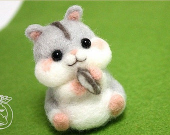 felted animals, felting, felting wool, felting kit, felting needles, needle felting wool,felting kit beginner,merino wool,kids craft,hamster