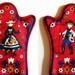 1 Single Red Austrian Bavarian Syle Vintage Rustic Oven Mitten Hot Pan Holder with Couple and Flowers
