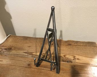 11” Metal Industrial Pyramid Tabletop Easel