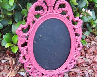 Small ornate metal picture frame / desk frame / pink picture frame