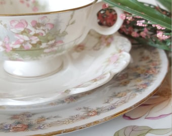 Mismatched China 4pc Place Setting Floral Design For Dinner Party, Wedding, Luncheon, Tea Party, Bridal Shower, Shabby Chic, Collectable,