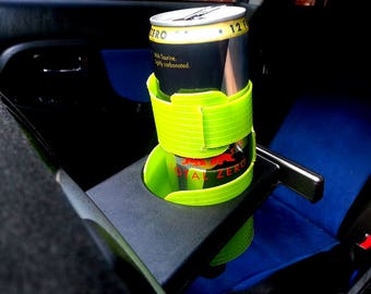 SNUG CUP - A Flexible Cup Holder Adapter