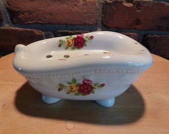 Vintage Floral Footed Bathtub Soap dish, Floral Bathroom Décor, floral soap dish, Vintage Tub soap dish, bathroom soap dish