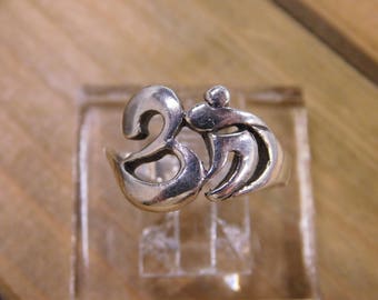 Sterling Silver Ring Size 8.5