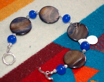 Black & Grey Shaded Shell Bracelet with Blue Glass Beads