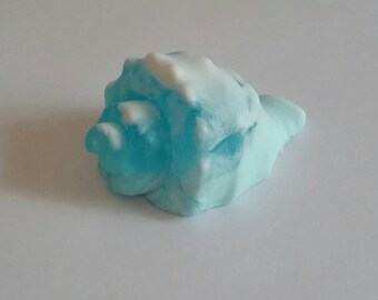 Seashell Handmade Soap / Beach Themed Soap / Shell Soap / Ocean Themed Soap / Beach Wedding Soap / Vacation Home Decor /Shell Soap / Blue So