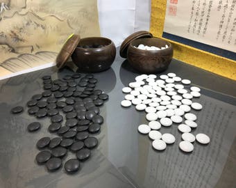 Japanese Go Goban IGO Game Goke stones & Natchi shells vintage (#59)