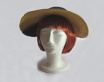 1920s, 1930s Vintage Hat - Vintage Straw Sun Hat With Narrow Back Brim