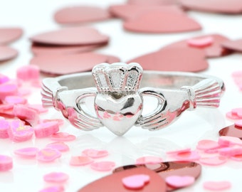 Sterling Silver Claddagh Ring, Claddagh Jewelry, Promise Ring, Irish Jewelry, Engagement Ring, Irish Wedding Ring, Gift For Her