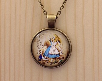 Alice in Wonderland necklace / Alice in wonderland jewelry / Alice in Wonderland jewellery