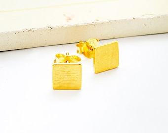 1 Pair of 925 Sterling Silver 24K Gold Vermeil Style Brushed Square Stud Earrings 6mm. : vm0959
