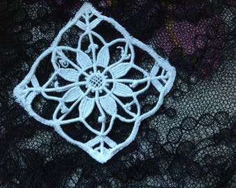Old square, inlay, Venetian lace