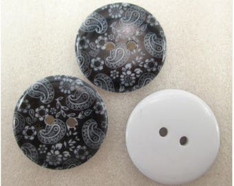 Set of 5 resin flower buttons