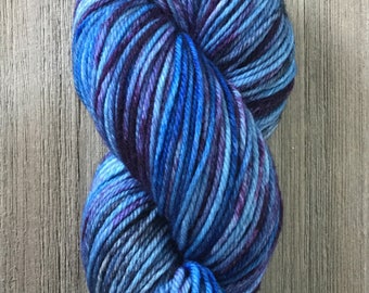 Hand Dyed Yarn, Worsted Weight 4ply, 100% Superwash Merino Yarn, Ocean 2 on Hearty Worsted Yarn