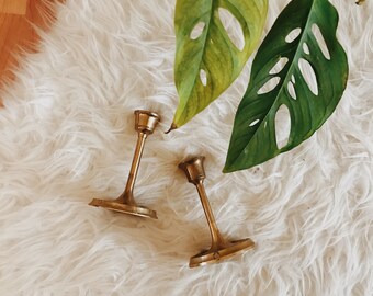 VINTAGE set of two brass candlesticks | vintage brass candlesticks | brass candleholders | midcentury candlesticks | brass candlesticks